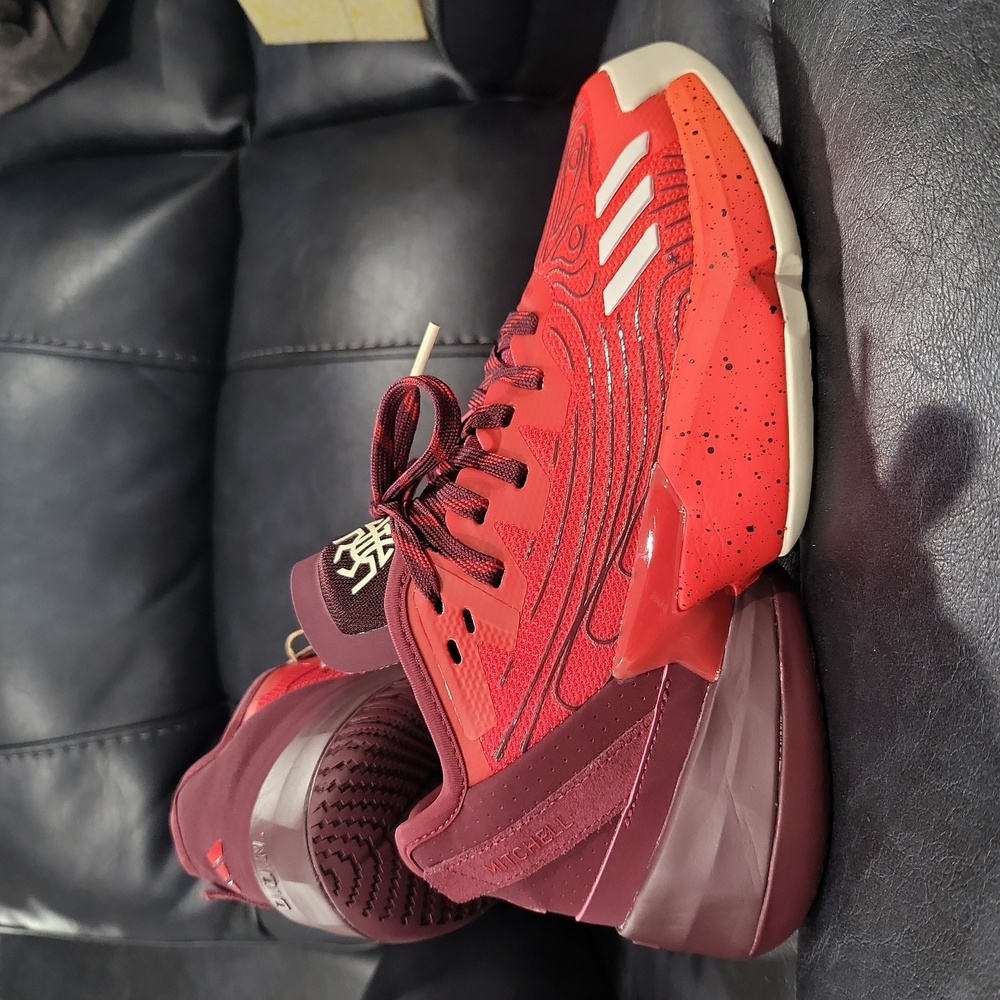 Adidas D.O.N. Issue #4 "Time to Shine"